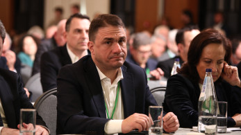 Δεν γίνεται έτσι αντιπολίτευση, σύντροφοι: η δήλωση Τσουκαλά και η πληρωμένη απάντηση Μαρινάκη