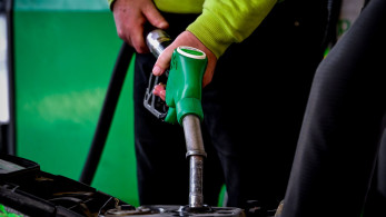 Μέτρα στήριξης για τα καύσιμα: από σήμερα η επιδότηση για το diesel κίνησης - Προ των πυλών το fuel pass