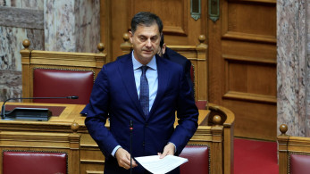 Θεοχάρης στο παραλήρημα του Καζαμία στη Βουλή: Δεν σας ενδιαφέρει η Ελλάδα (video)