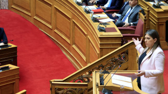 Άδωνις Γεωργιάδης: κατήγγειλε ότι τον βιντεοσκοπούσε η Κωνσταντοπούλου στη Βουλή (video)