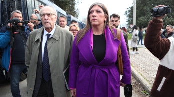 ΕΝΔΕ κατά της «Αγίας Οικογένειας» Κωνσταντοπούλου: Ασύδοτη με τις πλάτες μιντιακού συστήματος