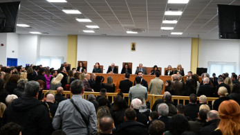 Δίκη για τα Τέμπη: ούτε το Κολοσσαίον θα τους φαινόταν αρκετό