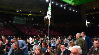 Απίστευτος σύνεδρος του ΠΑΣΟΚ: Να πάρουμε ένα Van με WiFi να γυρίσουμε την Ελλάδα