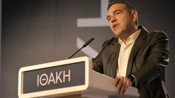 Τσίπρας: Οι εκδηλώσεις της Ιθάκης πάνε «άπατες» και τρέχει στα κανάλια