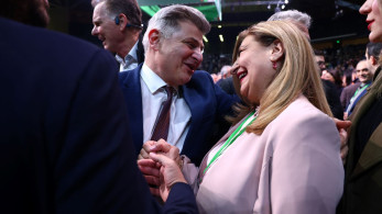 Πολιτικοί γυρολόγοι: Από την Τζάκρη και τη Θρασκιά στον... Φαραντούρη