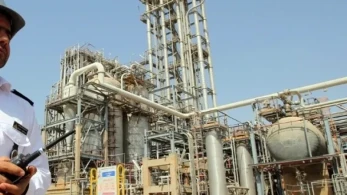 Αεροπορικό πλήγμα σε πετροχημικές εγκαταστάσεις του Ιράν - Αυξάνονται οι ανησυχίες για θύματα