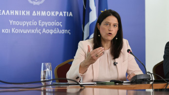 Νίκη Κεραμέως: Στα 920 ευρώ από 1η Απριλίου, η αύξηση συμπαρασύρει τριετίες, επιδόματα