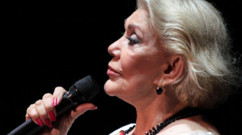 Σε λαϊκό προσκύνημα η σορός της Μαρινέλλας - Την Τρίτη η κηδεία της