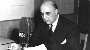 Σαν σήμερα το 1969 ο Γιώργος Σεφέρης κάνει δήλωση κατά της χούντας