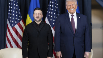 Θρίλερ με την εκεχειρία: Ο Ζελένσκι ζητά εξηγήσεις από Τραμπ για την πρόταση Πούτιν (video)