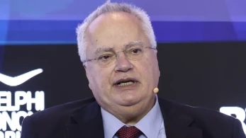 Ο Τσίπρας υπερασπίζεται τον Δούκα μέσω Κοτζιά για τις Πρέσπες: Το ΠΑΣΟΚ έγινε πλασιέ της Ν.Δ.