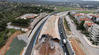 Γιατί κανείς δεν μιλάει για το Flyover;