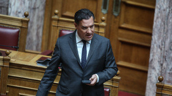 Άδωνις Γεωργιάδης: Ιστορική ενίσχυση του ΕΚΑΒ με 255 νέα ασθενοφόρα και μόνιμες προσλήψεις