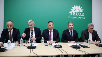 Με την «Αυριανή» στα χέρια