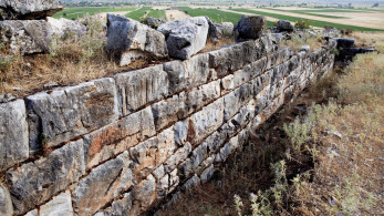 ΥΠΠΟ: έργα αποκατάστασης και ανάδειξης της ακρόπολης της Αρχαίας Πέλιννας (photos)