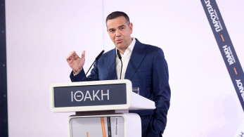 Αλέξης Τσίπρας: το παλιό που μεταμφιέζεται σε «νέο» και υπόσχεται... «ξαστεριά»