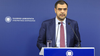 Παύλος Μαρινάκης για Μακάριο Λαζαρίδη: Δεν υπάρχει ζήτημα παραμονής - Τι απαντά για το πτυχίο και τις κατηγορίες