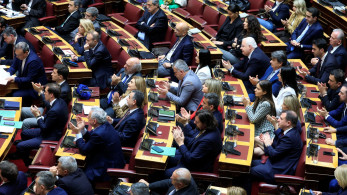 Ακατάλληλη λέξη για τη Βουλή η «συζήτηση»