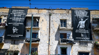 Χάος στο Δημοτικό Συμβούλιο του Δήμου Αθηναίων: Εισβολή διαδηλωτών για τα Προσφυγικά - Διακόπηκε η συνεδρίαση (video)