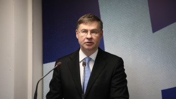 Βάλντις Ντομπρόβσκις: Η Ελλάδα συγκαταλέγεται στις οικονομίες με τις ισχυρότερες επιδόσεις στην ΕΕ