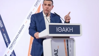 Ο Τσίπρας βλέπει «δολοφονία χαρακτήρα» και δεν συμμετέχει σε ντοκιμαντέρ για το 2015