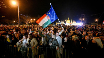 Ουγγαρία: τέλος εποχής για τον Όρμπαν - Ξέφρενοι πανηγυρισμοί για τη νίκη του Μαγιάρ (video)