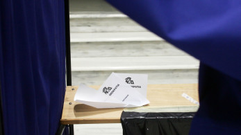 Ο λαός εκλέγει τους βουλευτές, ο λαϊκισμός δολοφονεί τους χαρακτήρες τους