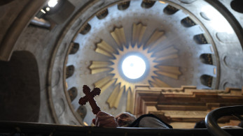 Ιεροσόλυμα: Ολοκληρώθηκε  η τελετή Αφής του Αγίου Φωτός (video)