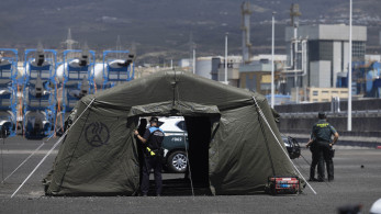 Έδεσε στην Τενερίφη το πλοίο με τον χανταϊό - Δρακόντεια μέτρα από τις ισπανικές Αρχές (video)
