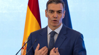 Η «ηρωοποίηση» του Σάντσεθ και η «αγιοποίηση» της Κοβέσι: το ΠΑΣΟΚ ζει τον μύθο του μέσω άλλων
