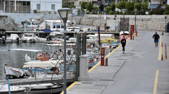 Σύγκρουση τουριστικού σκάφους με αλιευτικό έξω από τη Μαρίνα Ζέας