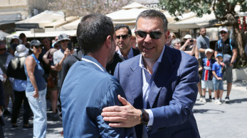 Το παιχνίδι του μικρού μας Αλέξη στα social media - Ανακοινώνει κόμμα με φόντο την Ακρόπολη