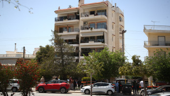 Τραγωδία στην Ηλιούπολη: οι 17χρονες άφησαν σημείωμα πριν βουτήξουν στο κενό (video)