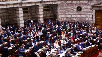 Βουλή: απορρίφθηκαν οι προτάσεις για σύσταση Προανακριτικής για Σπήλιο Λιβανό-Φωτεινή Αραμπατζή