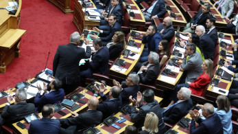 Βουλή: με αποχώρηση του ΠΑΣΟΚ αποφασίστηκε η σύσταση Εξεταστικής Επιτροπής με 151 βουλευτές