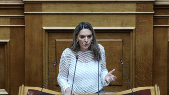 Πέτη Πέρκα κατά Αλέξη Τσίπρα: Κάνει το αρχηγικό κόμμα που ήθελε από το 2019 (video)
