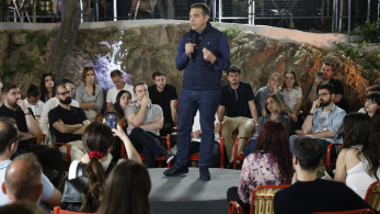 Τσίπρας με φανέλα… Barcelona, ΠΑΣΟΚ σε μεταγραφικό πανικό και η Κεντροαριστερά σε reality ανασύνθεσης