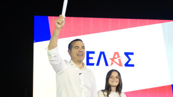 «ΕΛΑΣ», να δεις τι σου 'χω για μετά: το νέο επικοινωνιακό σόου του Αλέξη Τσίπρα στο Θησείο