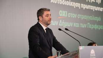 Σε πανικό ο Ανδρουλάκης: τώρα του φταίνε οι δημοσκοπήσεις για τα χάλια του ΠΑΣΟΚ