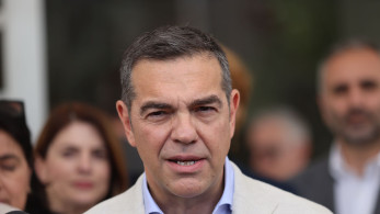 Ο Αλέξης Τσίπρας, τα σύμβολα, η αμνησία και μια… τσεπούλα παραπάνω