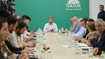 ΠΑΣΟΚ: Η «βόμβα» Δούκα για συνεργασίες άναψε φωτιές - Αιχμές στελεχών και μήνυμα Ανδρουλάκη