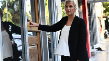 Ρένα Δούρου: Μας πετάτε στα σκυλιά όλους και δεν μας πρέπει