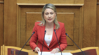 Η Χριστίνα Αλεξοπούλου καταδικάζει τον εκφοβισμό σε βάρος του πρύτανη Χρήστου Μπούρα