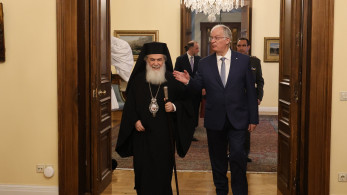 Κωνσταντίνος Τασούλας σε Πατριάρχη Ιεροσολύμων: Θα συνεχίσουμε να στηρίζουμε τους καθημερινούς σας αγώνες