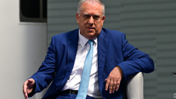 Τάκης Θεοδωρικάκος: «Σπάει» τα «ψιλά γράμματα» στα δάνεια - Νέο αυστηρό πλαίσιο για τράπεζες και κάρτες (video)