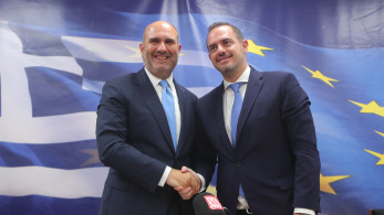 Παράδοση-παραλαβή στο υπ. Εθνικής Οικονομίας και Οικονομικών - Τι είπαν οι Δημήτρης Μαρκόπουλος-Γιώργος Κώτσηρας