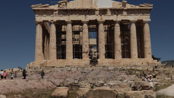 Σαγράδα Φαμίλια και Δυτικό Αέτωμα της Ακρόπολης: όταν τα μνημεία του παρελθόντος συναντούν το μέλλον