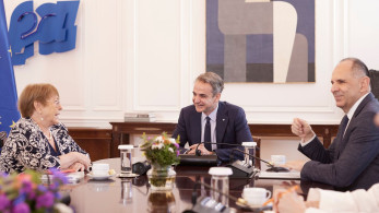 Συνάντηση Μητσοτάκη με την υποψήφια για τη θέση του γγ του ΟΗΕ και πρώην πρόεδρο της Χιλής Μισέλ Μπατσελέ