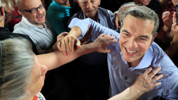 Ο Αλέξης και η Μαρία έχουν ξεφύγει, ο Παύλος ψαρεύει λαγοκέφαλους
