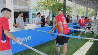 Human Foosball Arena: Το πιο διασκεδαστικό παιχνίδι του καλοκαιριού βρίσκεται στο κατάστημα της Allwyn στο Σύνταγμα